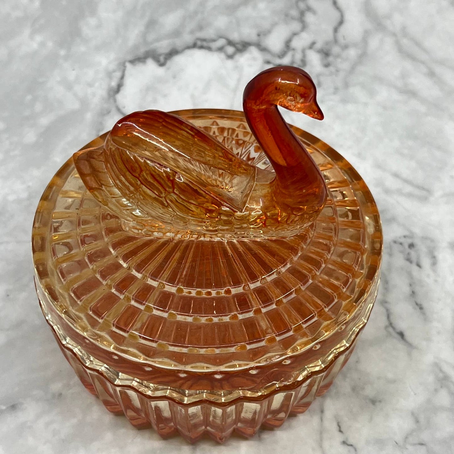 1950s Jeanette Pink Ombre Glass Swan Covered Powder Jar Dish TD6