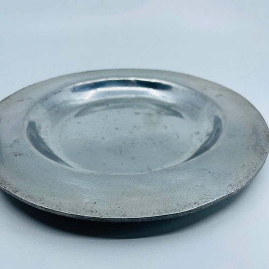 York Metalcrafters Colonial Pewter Shallow Soup Salad Bowl Plate 9” TD1