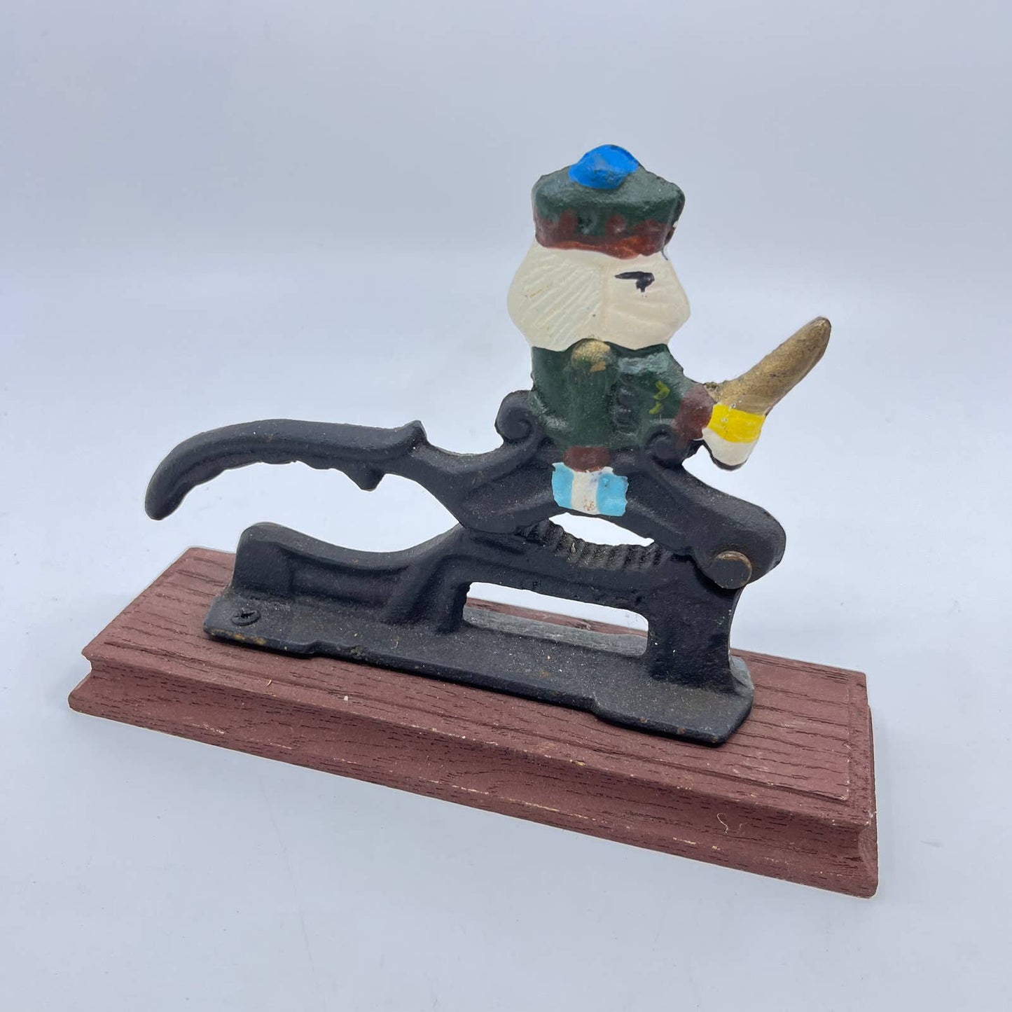 Vintage Hand Painted Table Top Cast Iron Nutcracker TE5