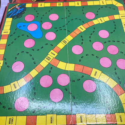 RARE Vintage 1950 Selchow & Righter SAFARI Hunting Game Board Game TJ7