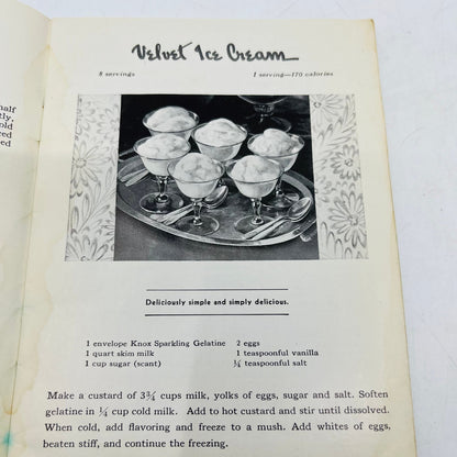 1939 Booklet Mrs. Knox's Be Fit Not Fat Gelatin Cook Book w/ Scottie Dog H4-5
