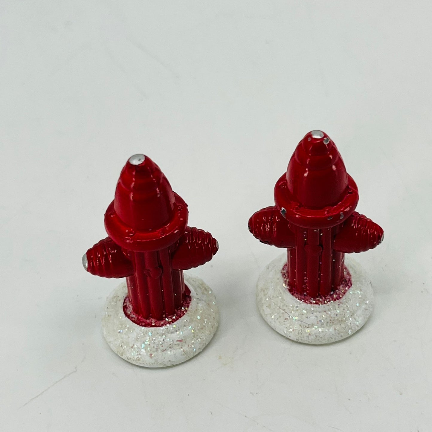 Vintage Christmas Village Metal Fire Hydrant Set of 2 Glitter Snow 1.5” SB2