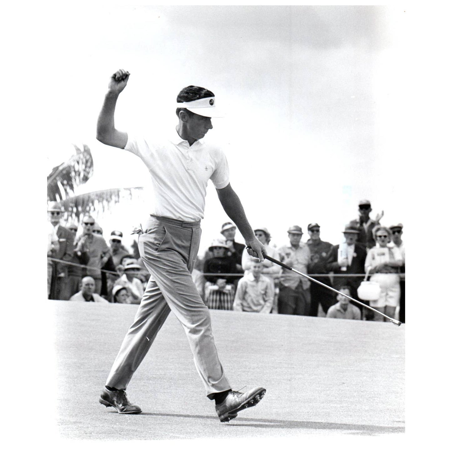 1963 Original Press Photo Golf Al Balding Celebrates Sinking Putt 8x10" AD2