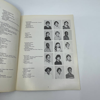 1980-1981 Northwest Junior High School Yearbook Reading PA TG2