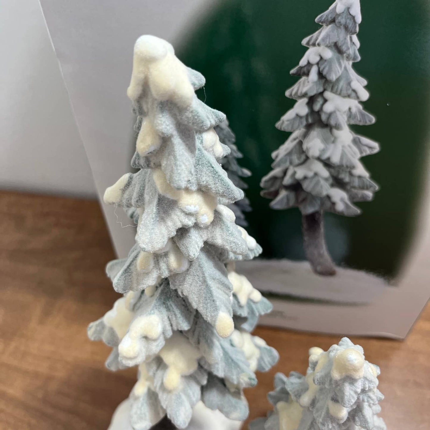 DEPARTMENT 56 VILLAGE ACCESSORIES FLOCKED PINE TREES 56715 RETIRED IN BOX