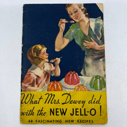 VTG 1933 What Mrs. Dewey The New Jello Recipe Advertising Book GF Corp TG6