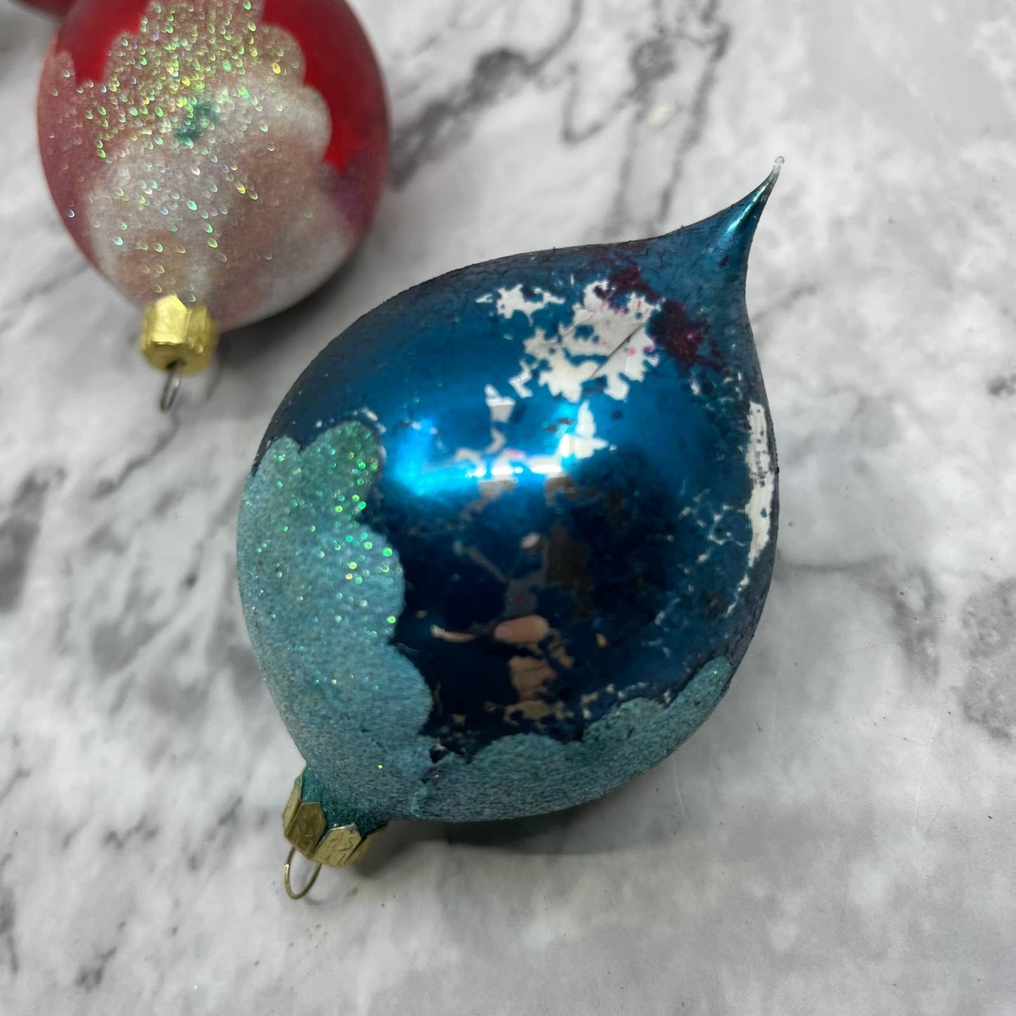 Vintage Lot of 3 Teardrop Mercury Glass Ornaments Red Blue Green Mica OT1