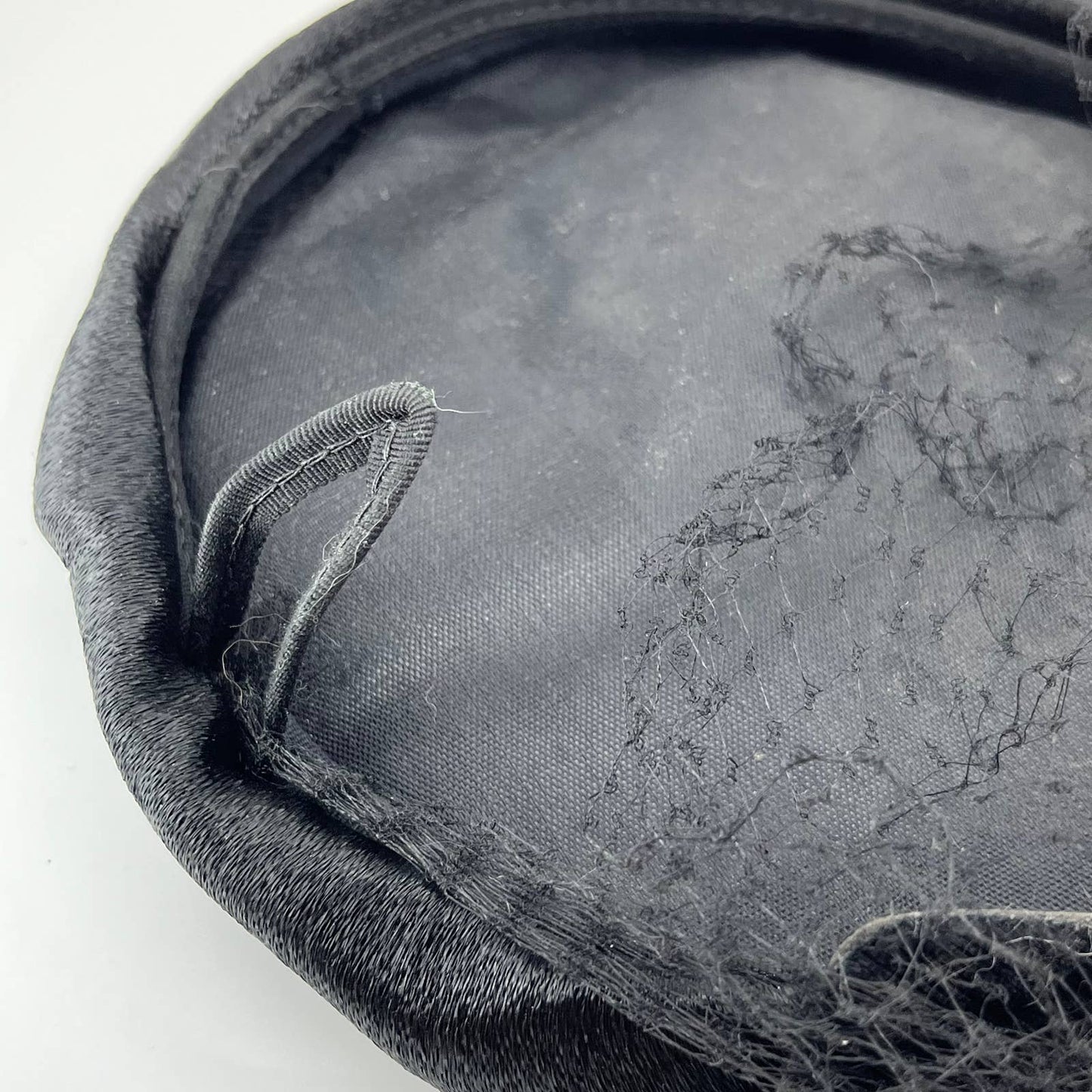 Vintage 1940s Black Clip In Pillbox Hat with Veil and Velvet Bow HB1