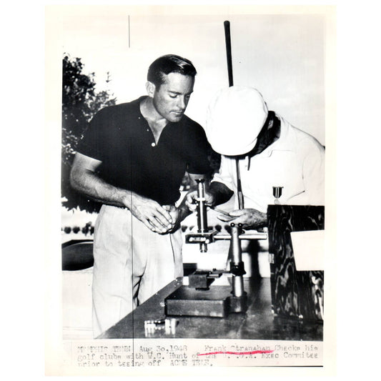 1948 Press Photo Golf Frank Stranahan Checks Clubs Before Tee Off 7x9" AD2