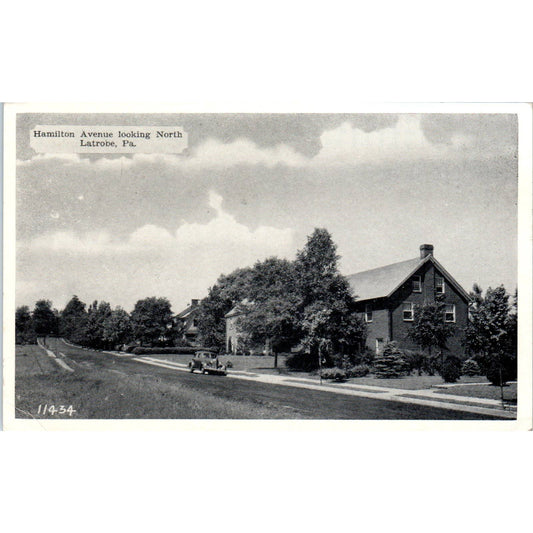 Vintage Postcard Hamilton Avenue Looking North Latrobe PA TI1-1