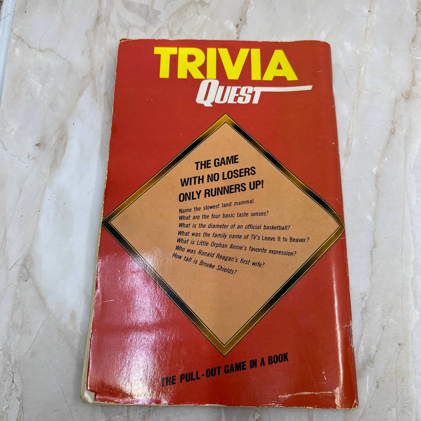 Trivia Quest 1984 Vtg Magazine Game Book #7 The Beatles Jaws James Bond TI7