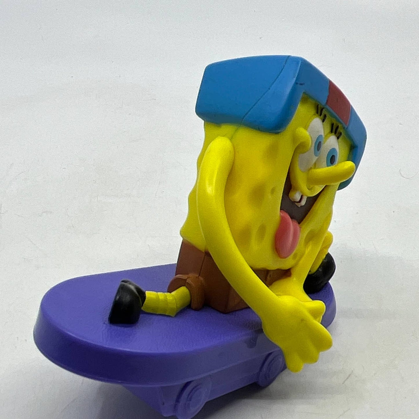 Spongebob Squarepants Skateboard McDonalds 2012 Kids Happy Meal Toy TI4