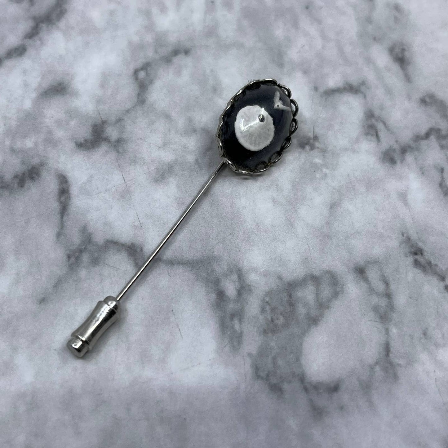 Vintage Victorian Style Silver Tone Black Enamel Sand Dollar Stick Pin SE6