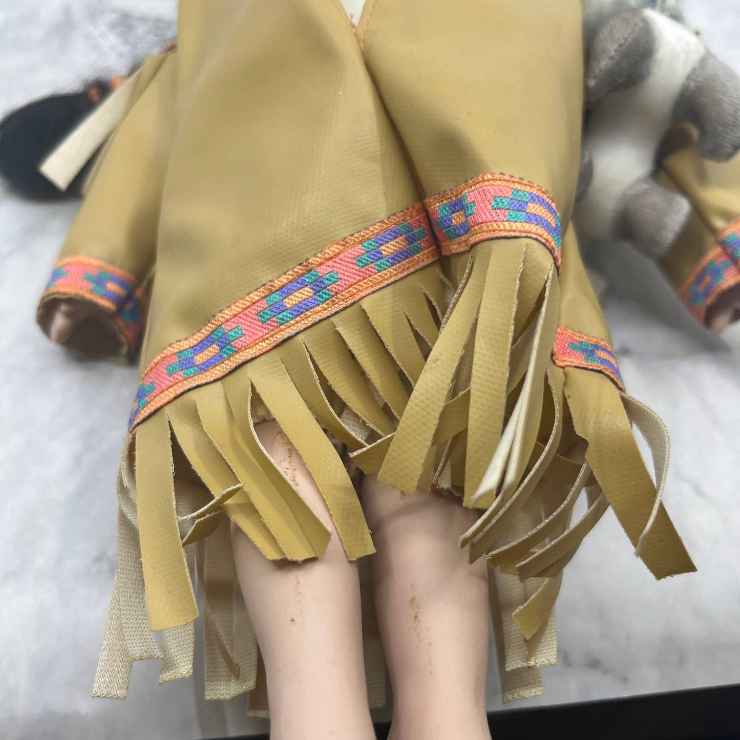DanDee Pocahontas Porcelain Native American Girl Doll With Raccoon 12" TI8