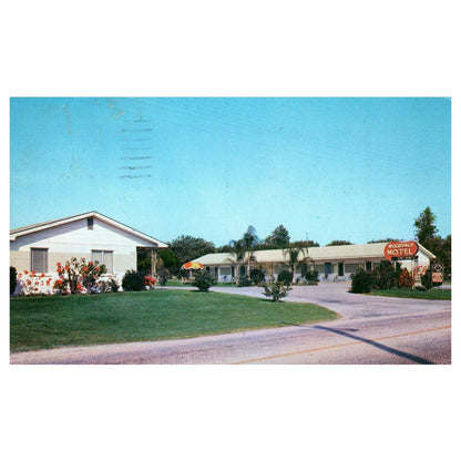 Vintage Postcard - Woodvale Motel Lake Wales Florida AD9