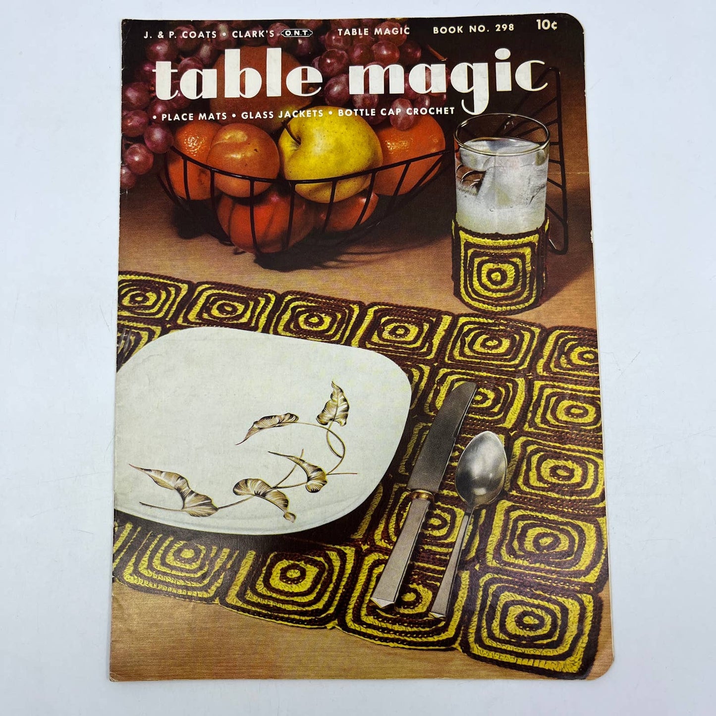 1953 Coats & Clark's Book No.298 Table Magic Place Mats Bottle Cap Crochet TH7