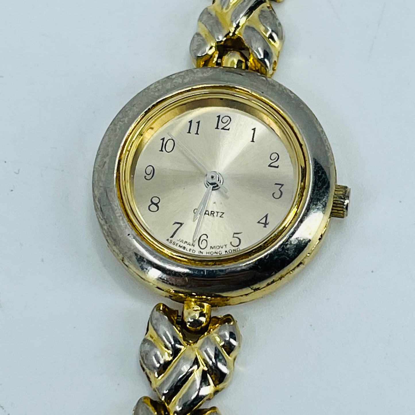 Vintage Gold & Silver Tone Quartz Watch Metal Bracelet Clasp Band SA9