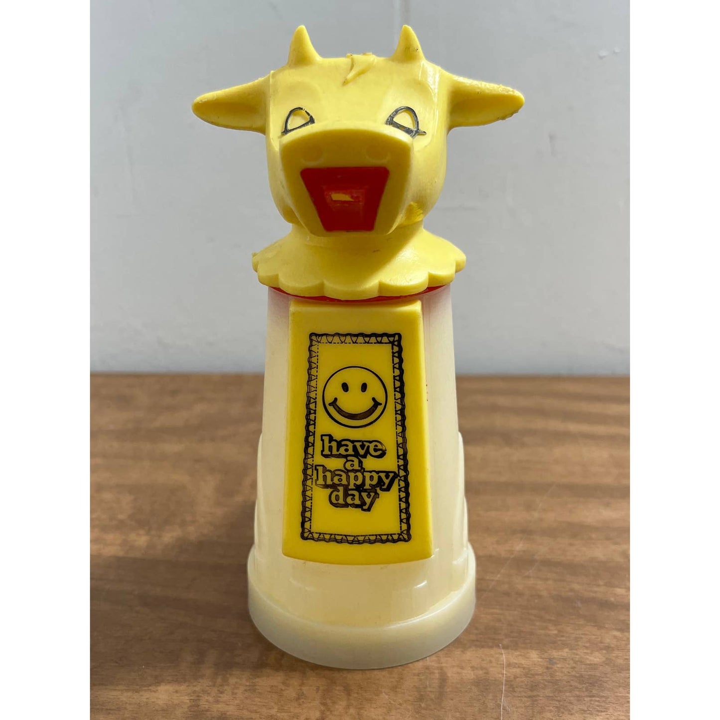 Vtg Whirley Industries 1960’s Plastic Moo Cow Creamer Mid Century Decor 6” TG8