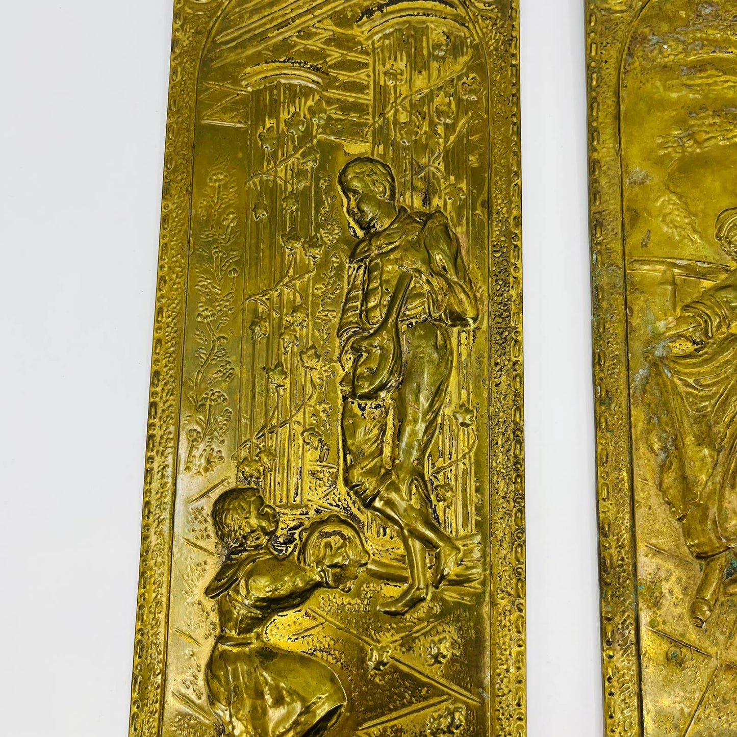 Vtg Elpec England brass relief wall plaques Venetian dancers, musicians 4x14 TD9