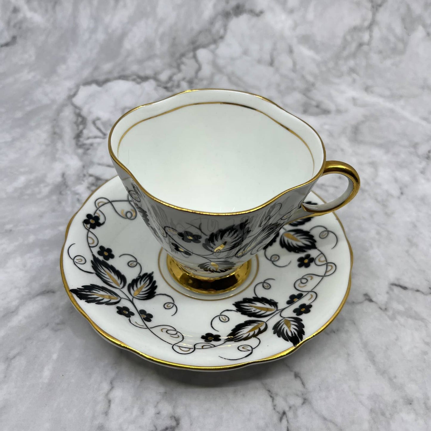 Vtg Clarence Tea Cup & Saucer England Fine bone china Art Deco Black & Gold TD6