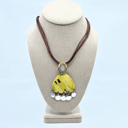 Vintage Boho Yellow Cream Triangle Marbled Enamel Medallion Necklace 14” SD5