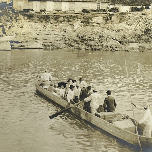1903 Photograph Amalio Ocampo & Family Leaving River Steam in Canoe Mexico AC7