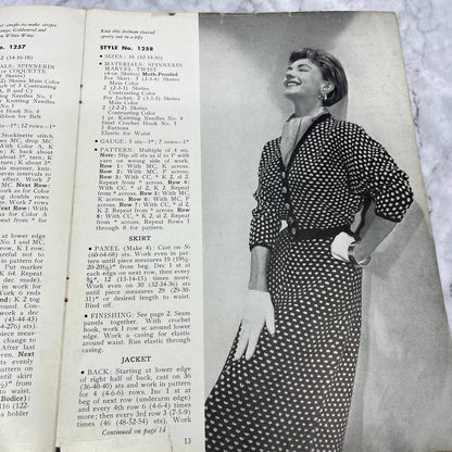 1954 Vintage Spelinnerin Hand Knit Fashions Pattern Instruction Book TJ3