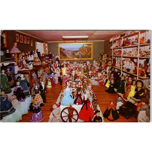 Mary Trimble Doll Collection Memorial Museum Branson MO Original Postcard PB6