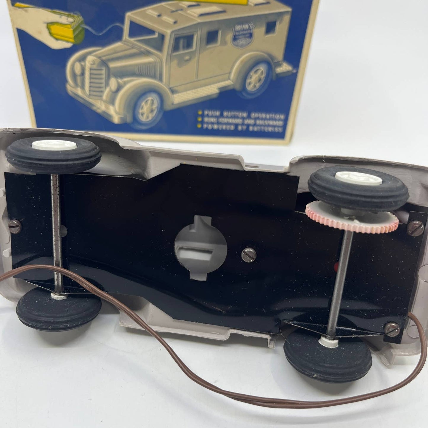 1960s Vintage Andy Gard Brinks Armored Car Electric Motor Powered Boxed TG8