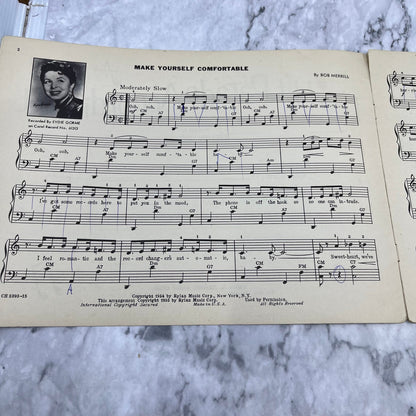 1954 The Hit Parade Accordionist Sheet Music Book Chas. H. Hansen V39-4