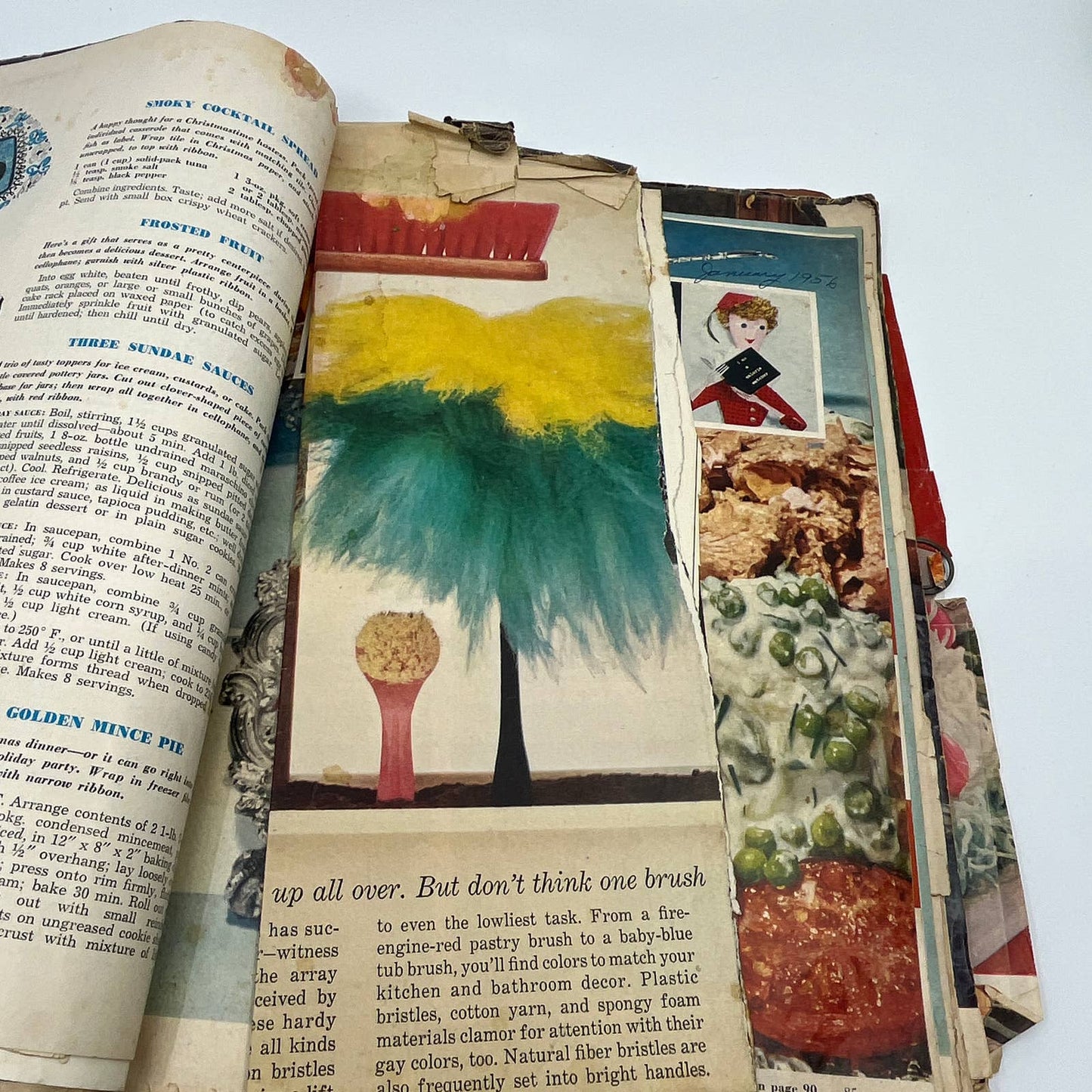 1950s-60s Huge Scrapbook Collection of Clipped, Typed & Handwritten Recipes TG6