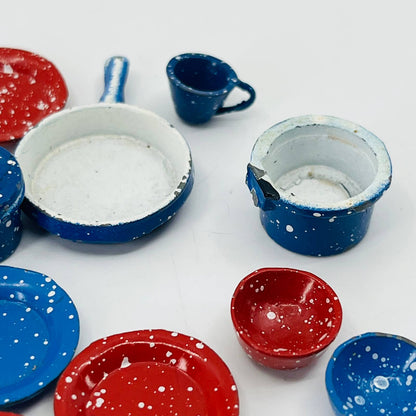 Miniature Red and Blue Graniteware Enamel Dishes Cookware 19pc Toy Dollhouse SB4