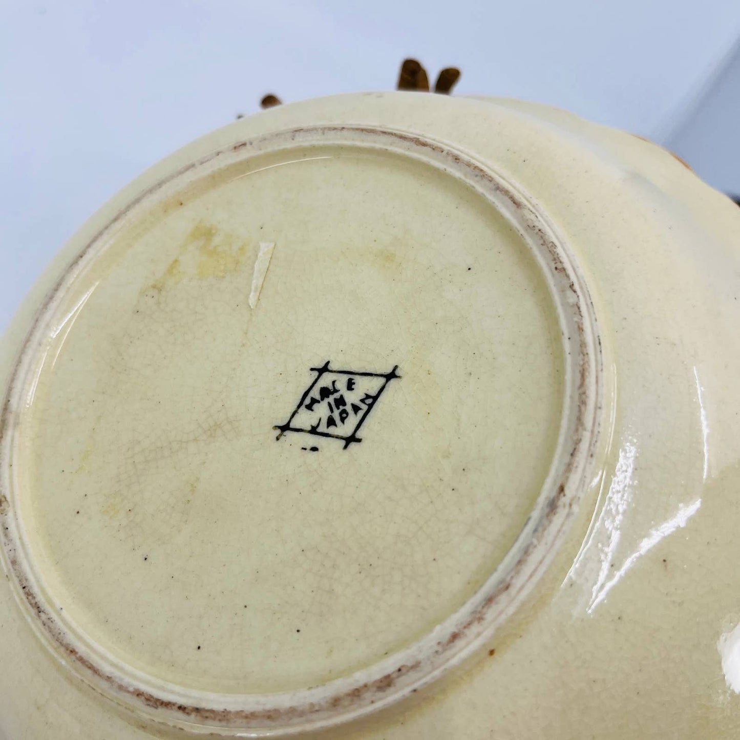 Vtg 1950s Ceramic Hand Painted Berries Basket Weave Bowl Wicker Handle 7” TC2