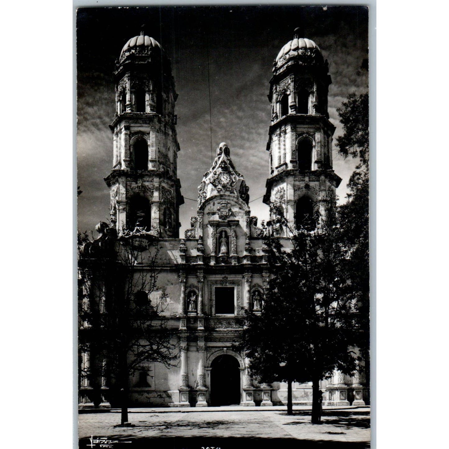 Basilica De Zapopan Mexico - Original RPPC Postcard TJ7-MP