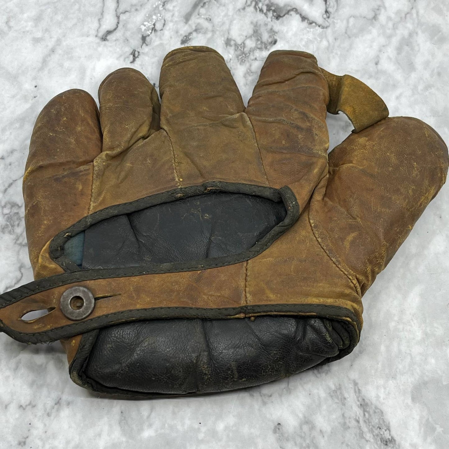 c1920 Single Web Strap Diamond W47 Leather Oil Treated Baseball Glove TJ8