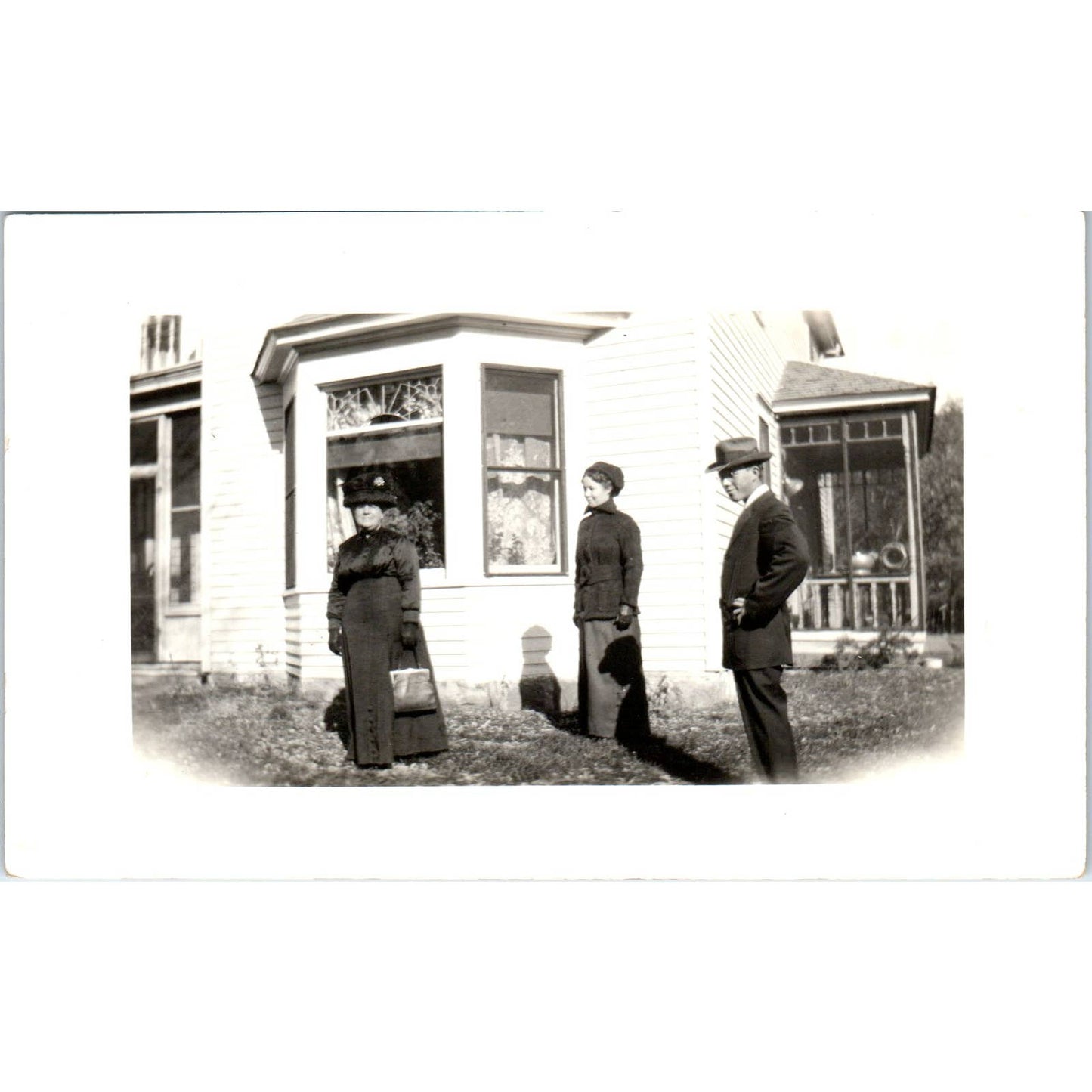 Antique RPPC Postcard Two Ladies and a Gentleman in Hats EA3