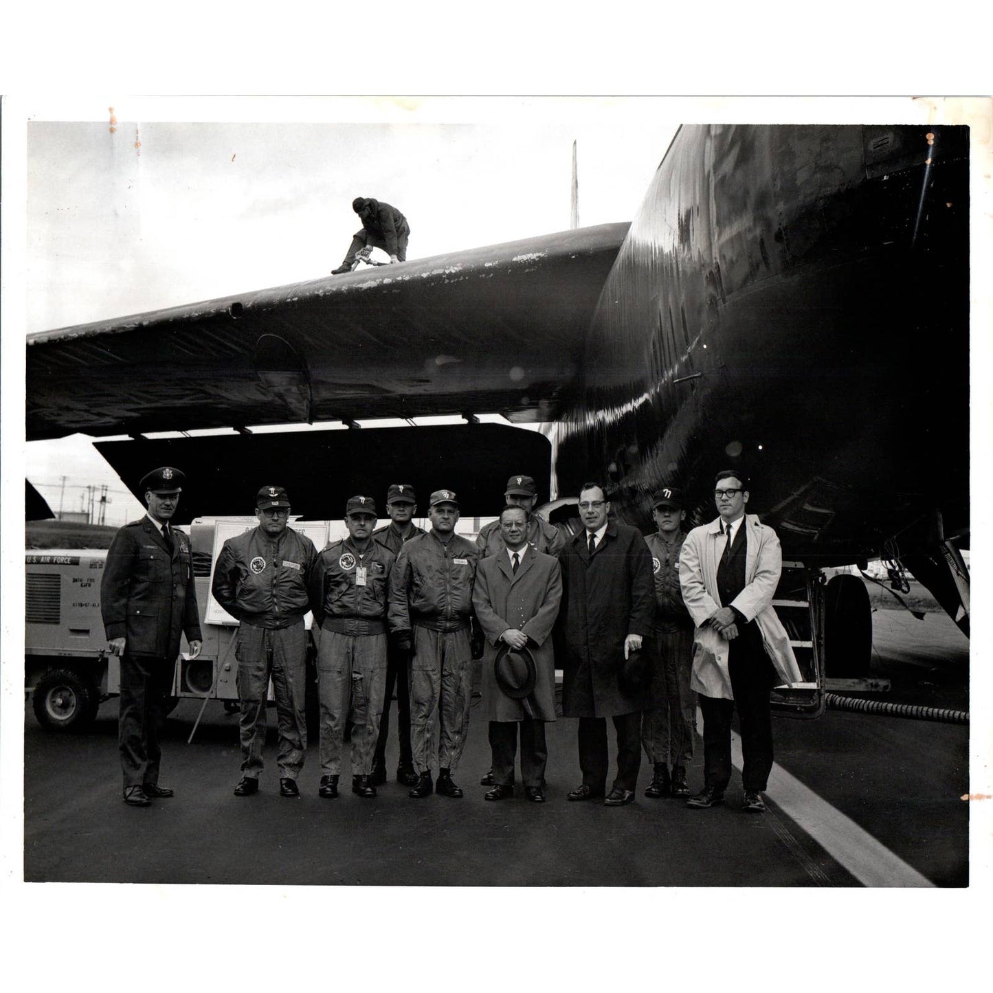 China Ambassador Chow at Ellsworth Air Force Base 1966 Photo 8x10 TK1-P6-1