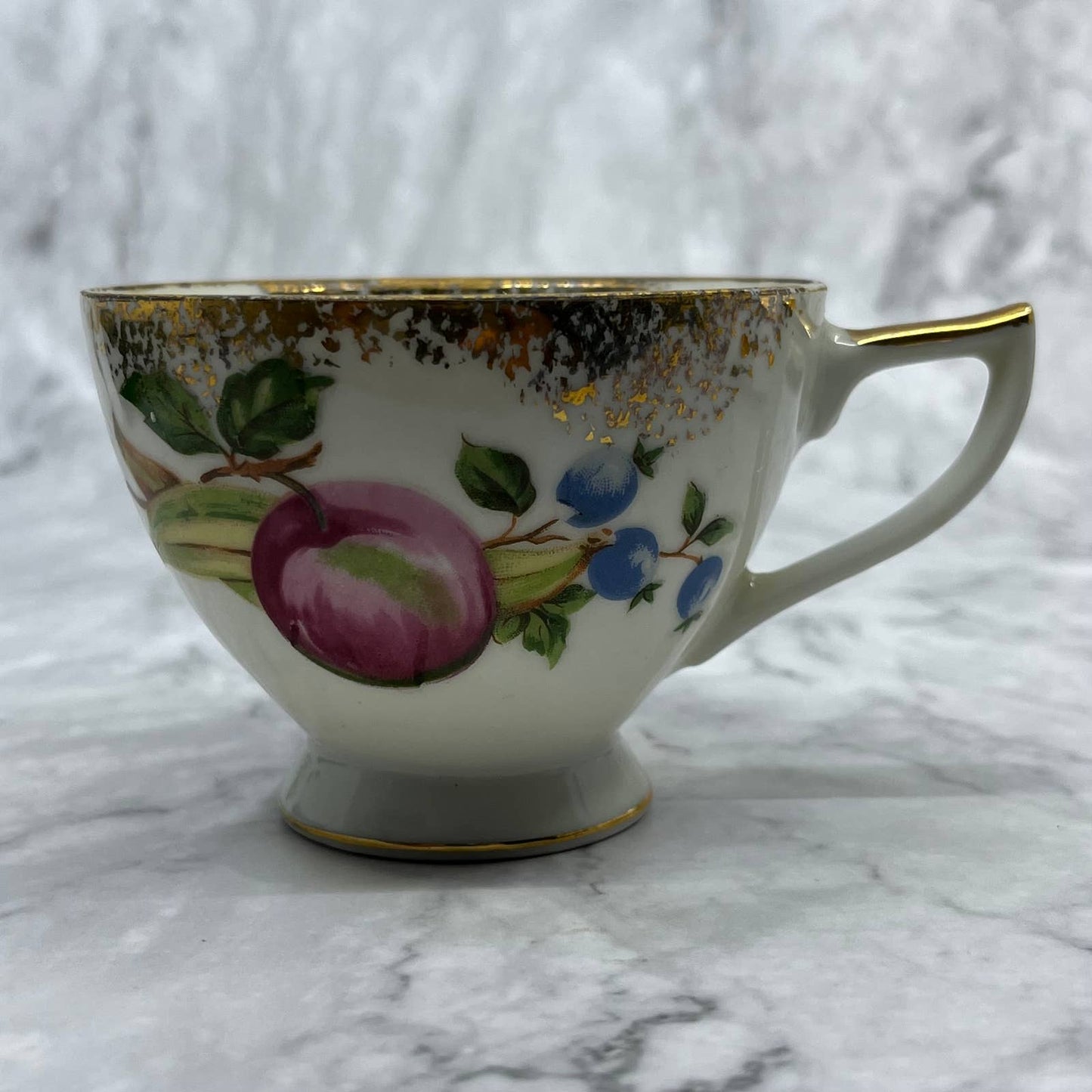 Enesco White Porcelain Fruits Print Gold Rim Fine China Teacup CupTA7
