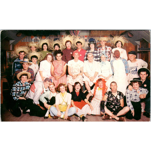 Vintage Postcard Straw Hats Honeymoon Haven Dingmans Ferry PA TD8-P2