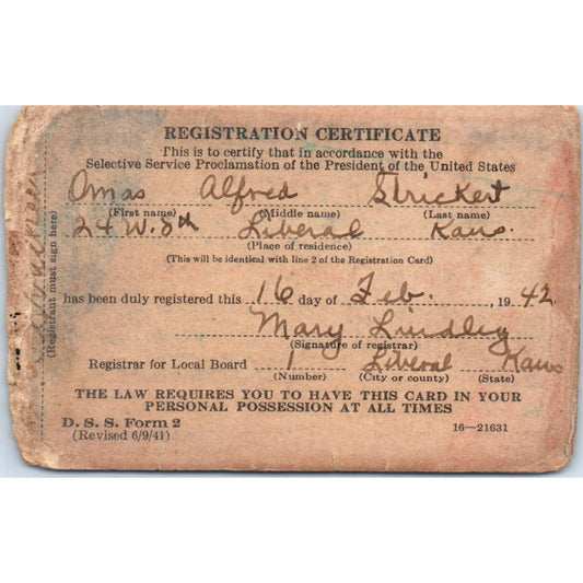 1942 WWII Selective Service Draft Card Liberal KS Omas Alfred Strickert SE4