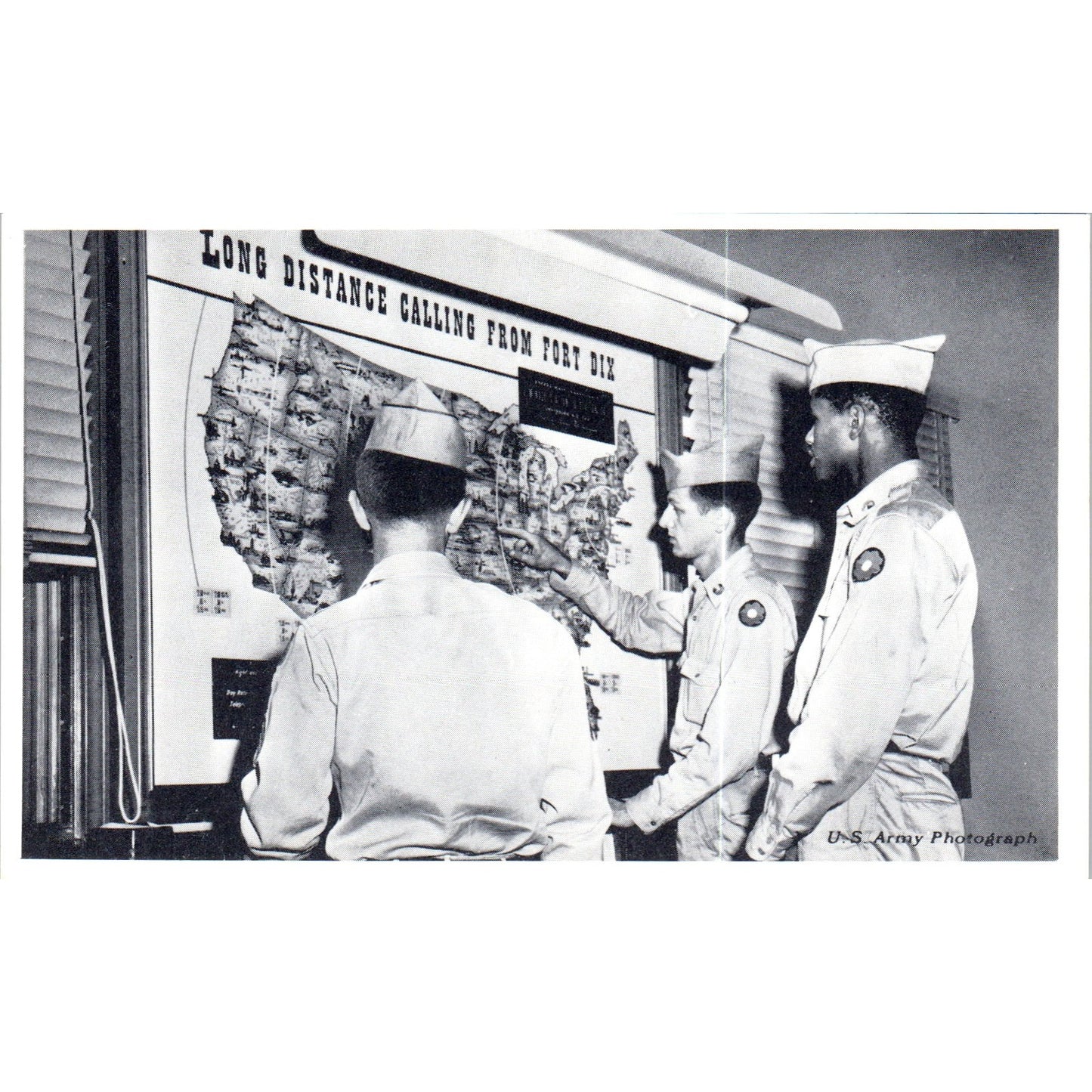 Consulting the Map Fort Dix NJ Original Postcard P2-8