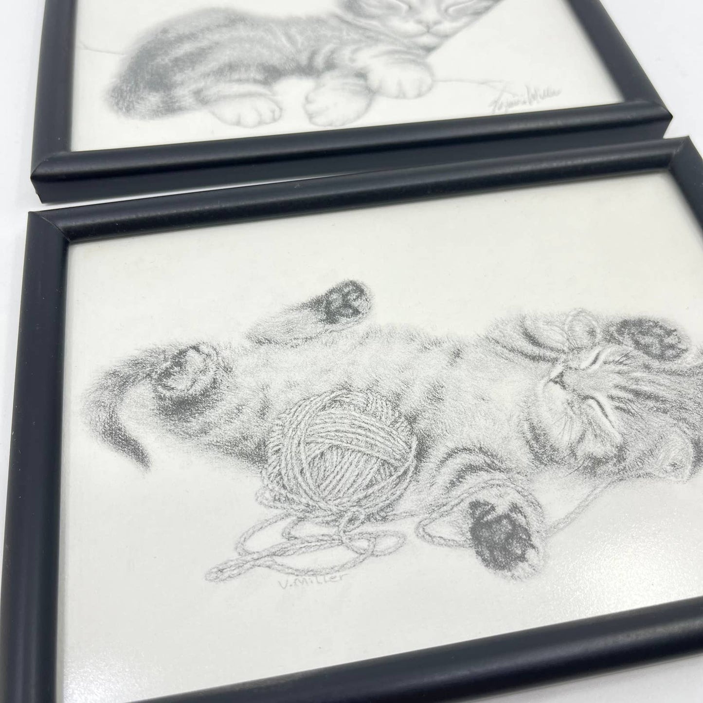 Vtg Charcoal Sketch Set of 2 Kittens Sleeping Playing w/ Yarn V. Miller 5x7” TE6