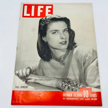 LIFE MAGAZINE Oct 15 1945 STRIKES IN THE US  World War 2 Truman Roosevelt