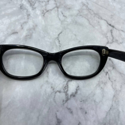 1950s VAM Cat Eye Woman’s Eyeglasses Black 5” TA9