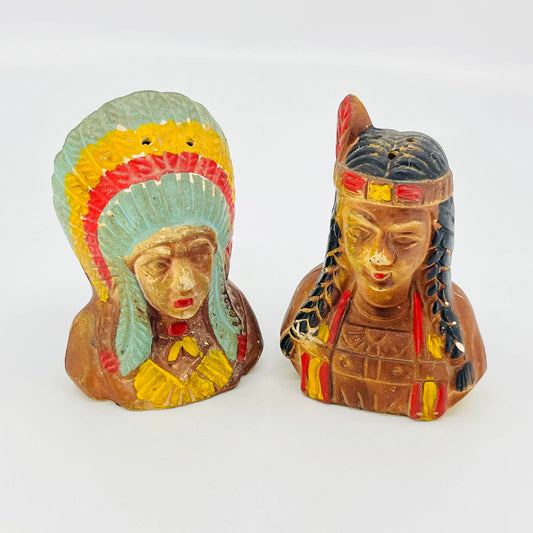 Vintage 1950s Indian Native American Chief Man and Woman Salt and Pepper TB5