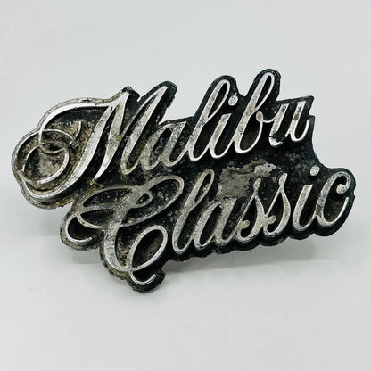 1977 Chevrolet Chevy Malibu Classic Grille Emblem Ornament Nameplate SB6