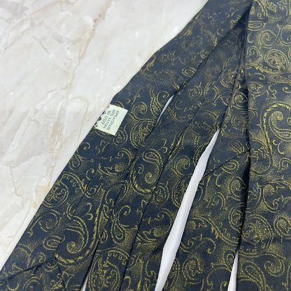 Retro Men's Black and Gold Art Nouveau Acetate Rayon Necktie Tie TC9