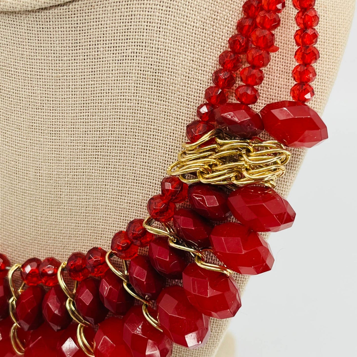 Vintage MCM Red Lucite Bead Gold Tone Chunky Statement Bob Necklace SB2