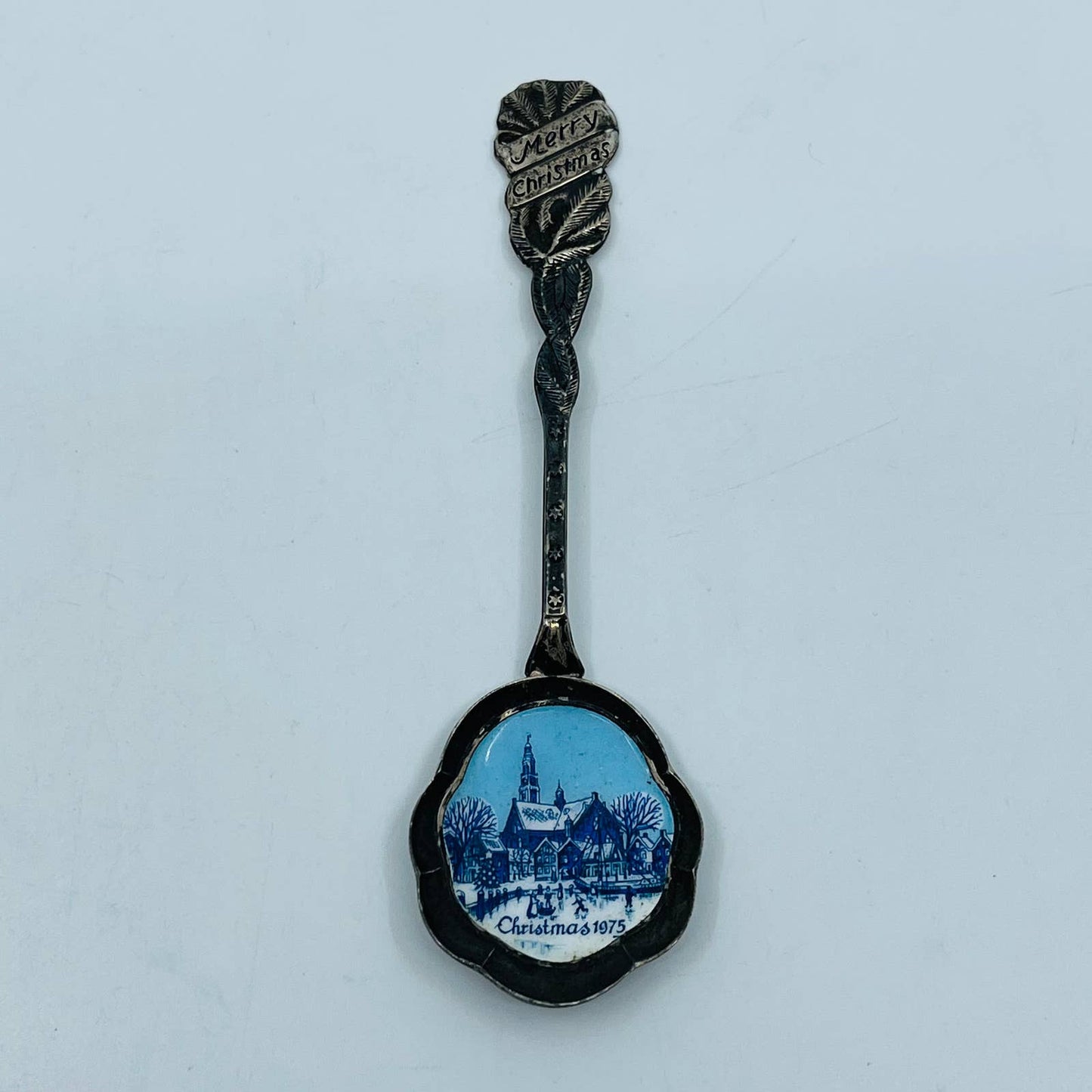 1975 Christmas Delft Blue Holland Spoon SB7-21