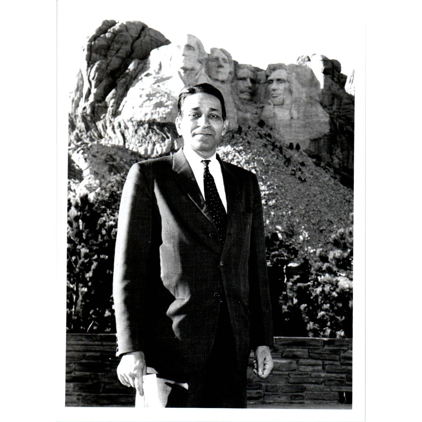 Ceylon Ambassador de Silva Jayaratne Mt. Rushmore 1963 Original Photo 5x7 TK1-P5